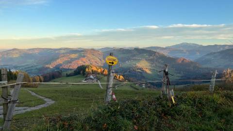 Kräuterweg – Rundwanderung mit herbstlichem Ausblick